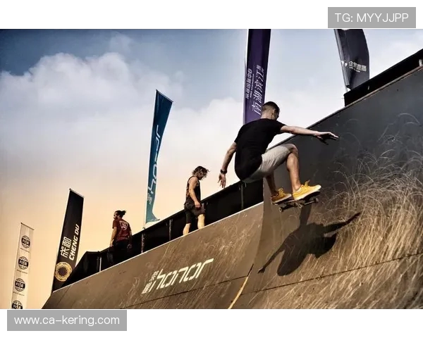 成都滑板队在极限运动联赛中以61分稳居积分榜首位